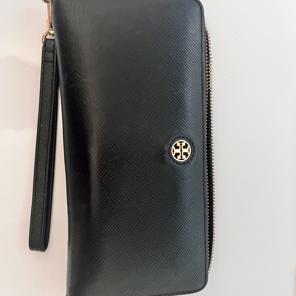 Tory Burch Black Leather Wristlet